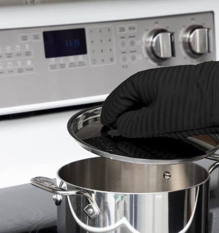 Cotton and Silicone Heat Resistant Oven Mitt for Kitchen and BBQ