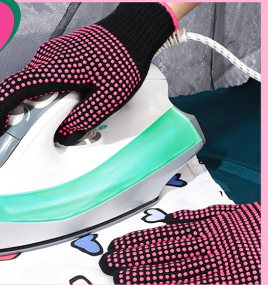 Heat Proof Silicone Gloves for Hair Styling and Heat Protection - Image 2