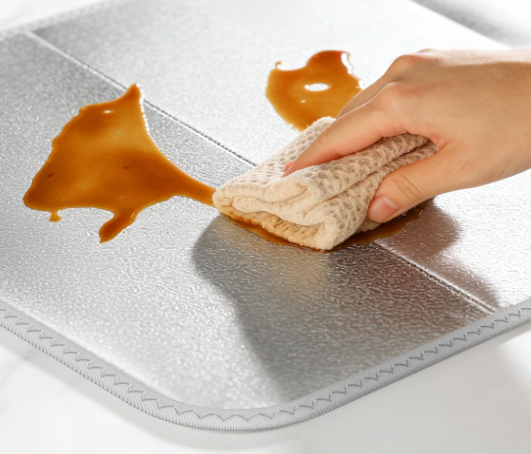 Foldable Insulated Heat Resistant Table Mat for Food Warming and Countertop Protection