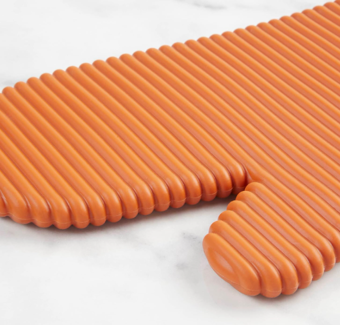Ribbed Soft Silicone Oven Mitts for Kitchen Cooking and Baking - Image 2